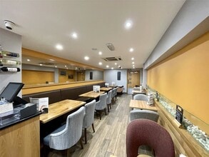 80-86 Furtherwick Rd, Canvey Island for lease Interior Photo- Image 2 of 2