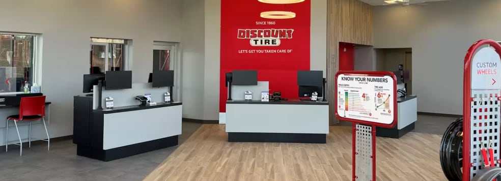 2060 Main St, Longmont, CO for sale - Interior Photo - Image 2 of 13