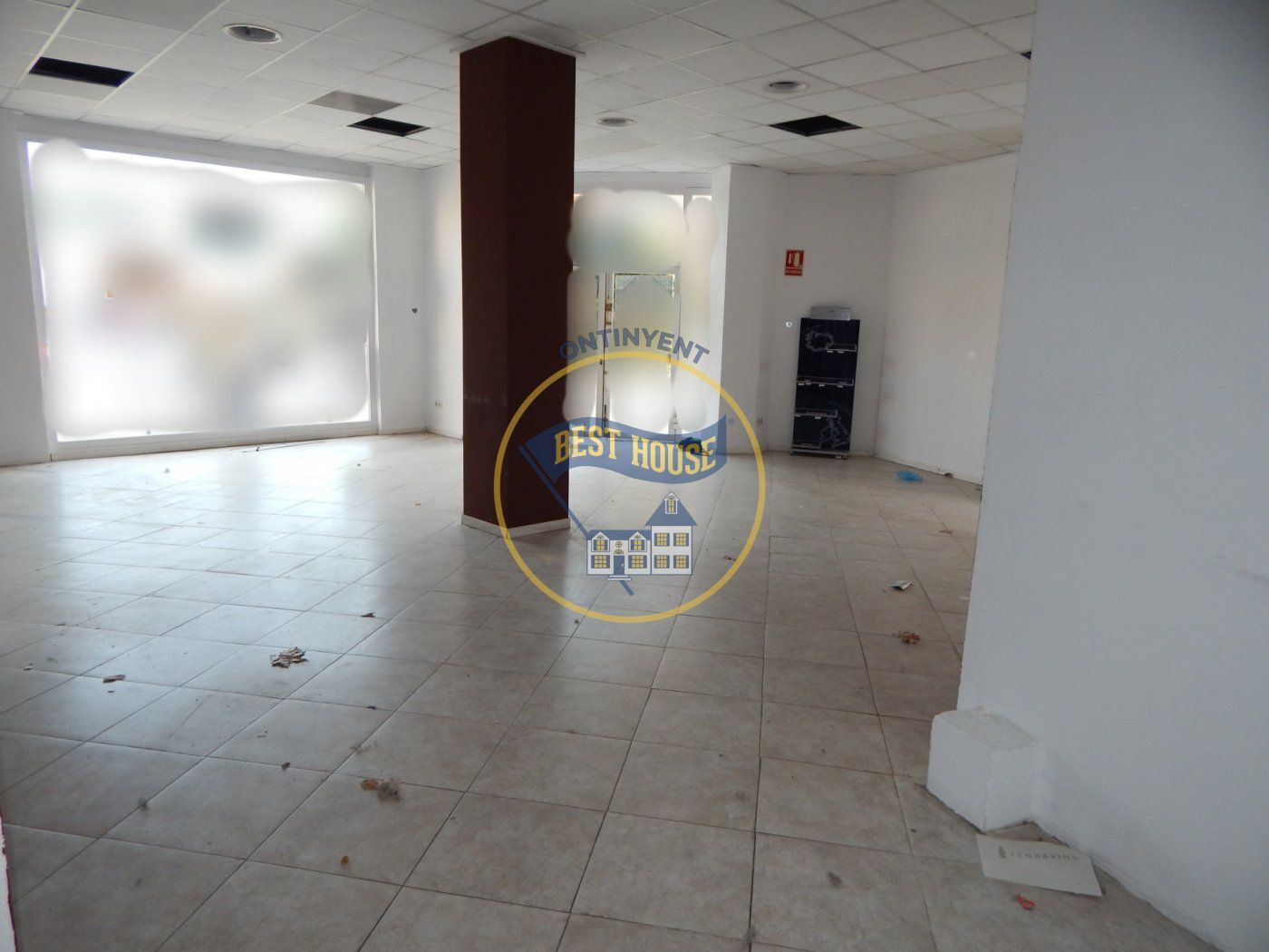 Retail in Ontinyent for lease Building Photo- Image 1 of 10