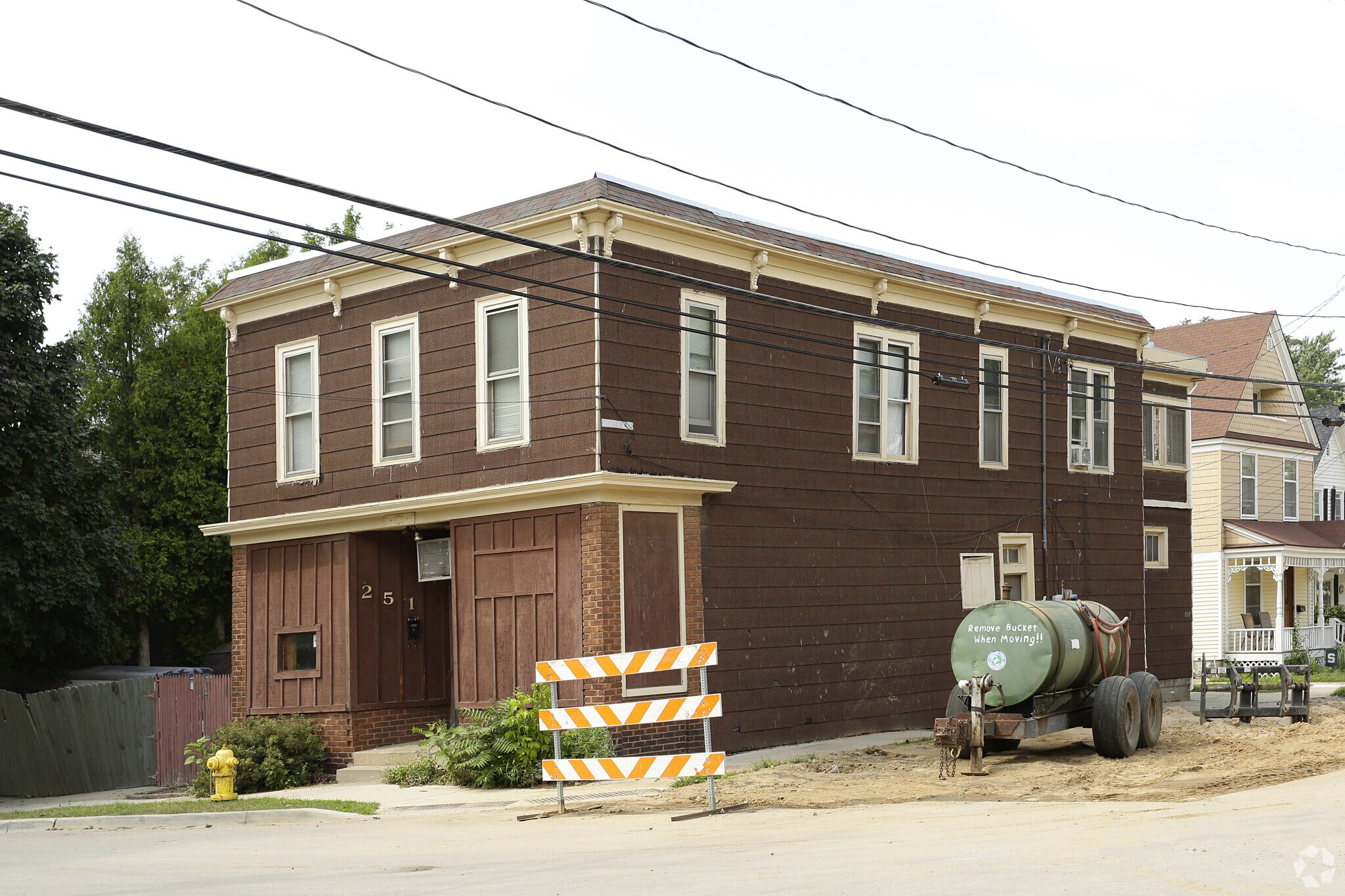 251 Page St NE, Grand Rapids, MI for sale Building Photo- Image 1 of 1