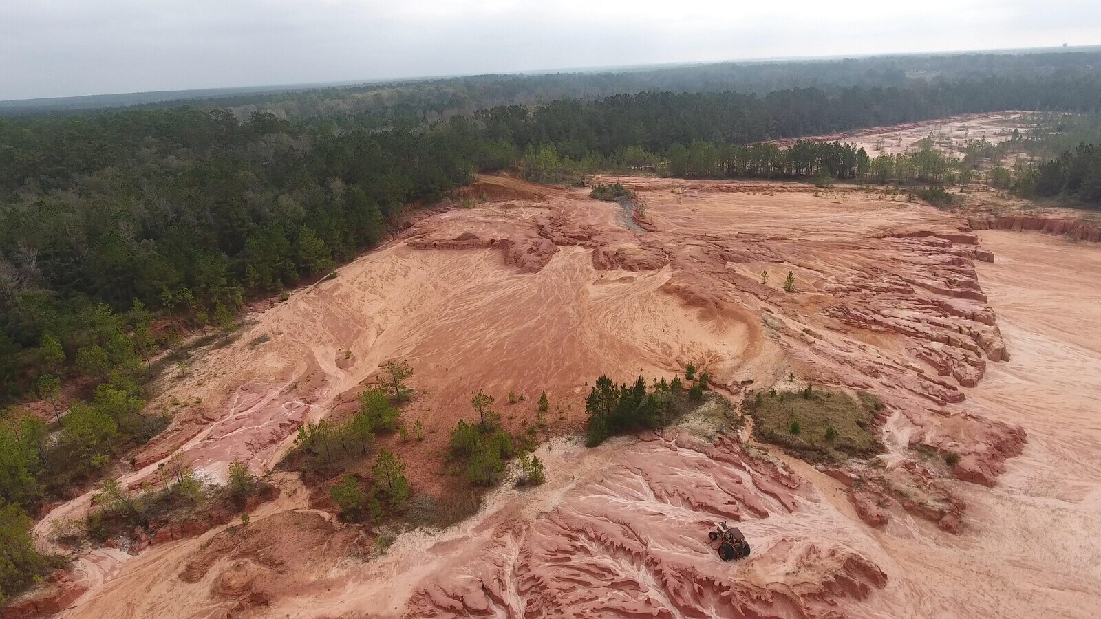 SUCCESS ROAD, Saucier, MS 39574 EDWARDS GRAVEL CO, LLC