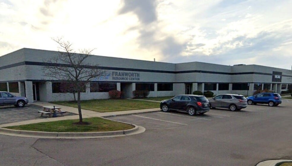 4370 Varsity Dr, Ann Arbor, MI for lease - Building Photo - Image 1 of 1