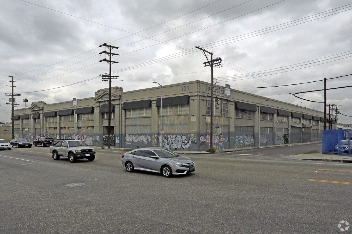 2001 S Alameda St, Los Angeles, CA, 90058  Warehouse Property For
