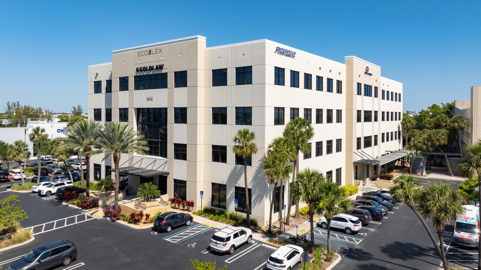 1641 Worthington Rd, West Palm Beach, FL for lease - Building Photo - Image 1 of 22