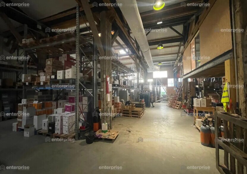 Flex in Saint-Quentin for sale - Interior Photo - Image 2 of 2