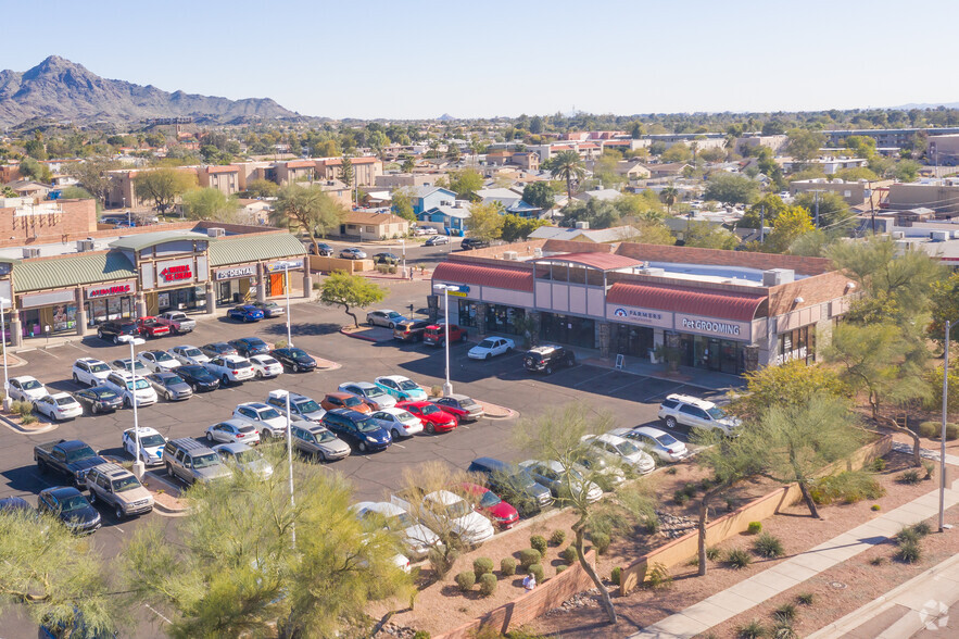 8911 N Central Ave, Phoenix, AZ for lease - Building Photo - Image 2 of 4