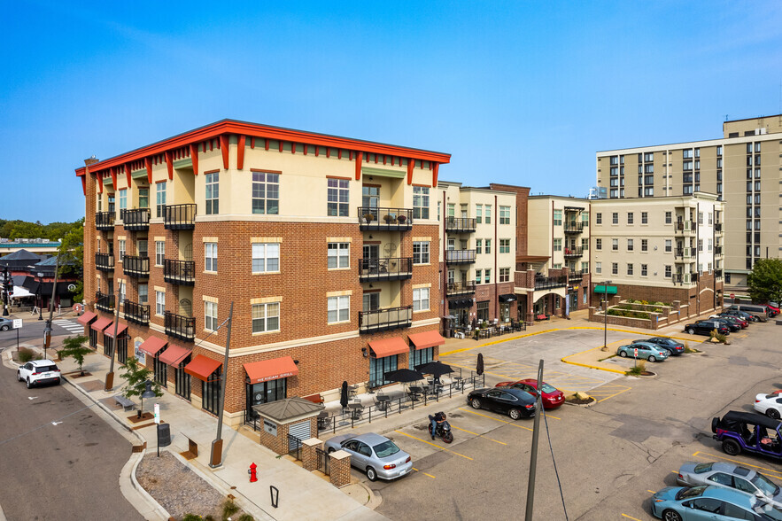 712-786 Mainstreet, Hopkins, MN for lease - Primary Photo - Image 1 of 7