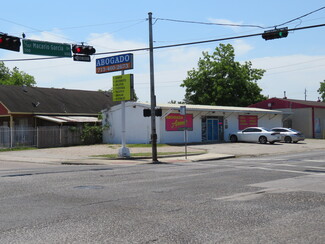 More details for 602 Ssgt Macario Garcia Dr, Houston, TX - Retail for Sale