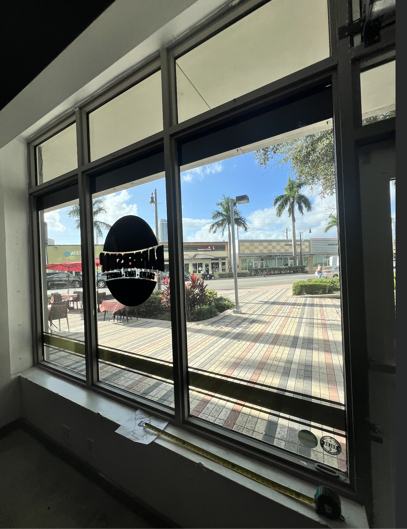 7135 Collins Ave, Miami Beach, FL for lease Interior Photo- Image 1 of 6