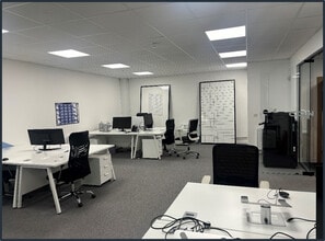 1A Katrine Av, Bellshill for lease Interior Photo- Image 2 of 3