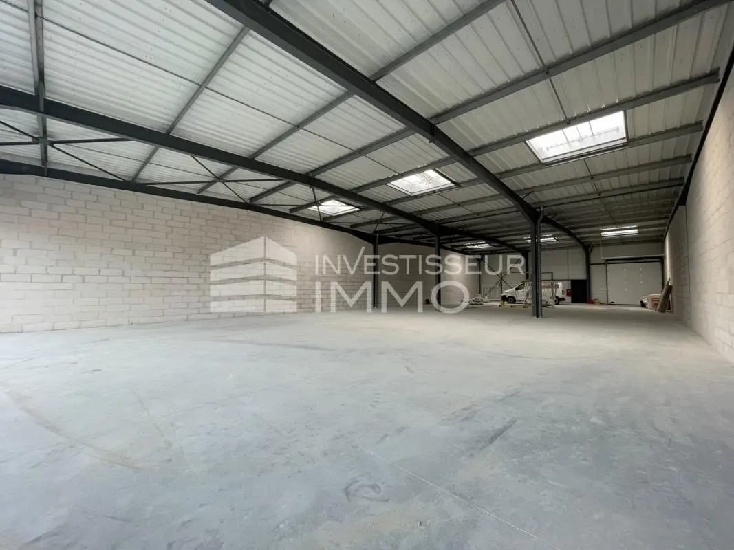 Flex in Nogent-sur-Oise for lease Interior Photo- Image 1 of 6