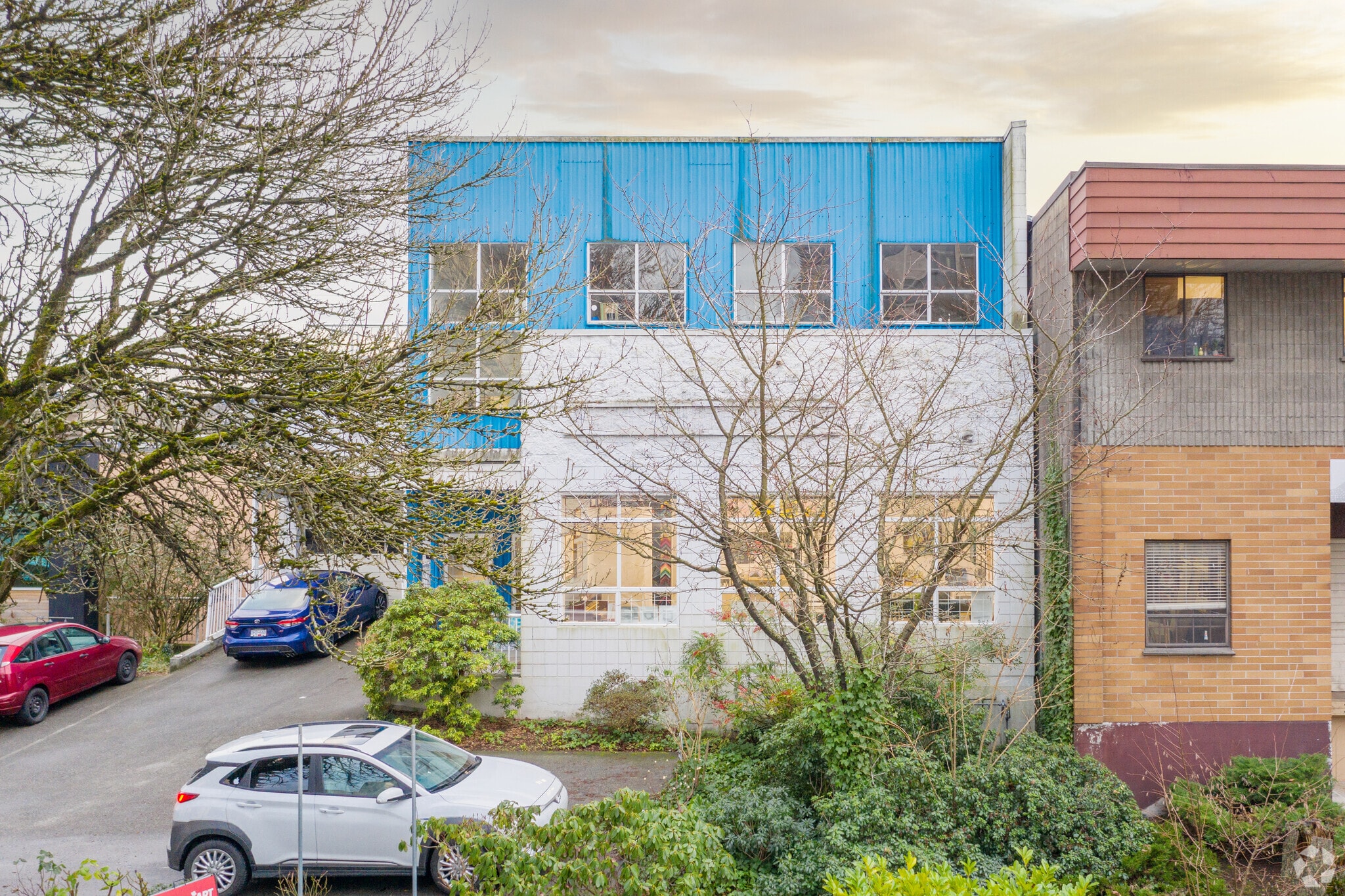 4438 Juneau St, Burnaby, BC for lease Primary Photo- Image 1 of 6