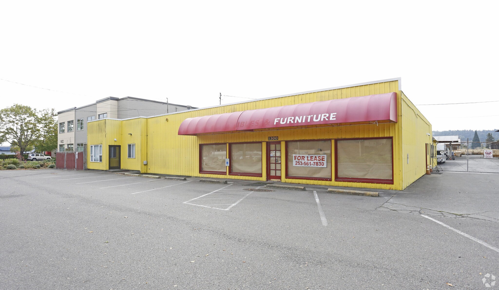 1300 E Main Ave, Puyallup, WA for sale Primary Photo- Image 1 of 1