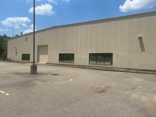 More details for 500 Southridge Blvd, Charleston, WV - Industrial for Lease