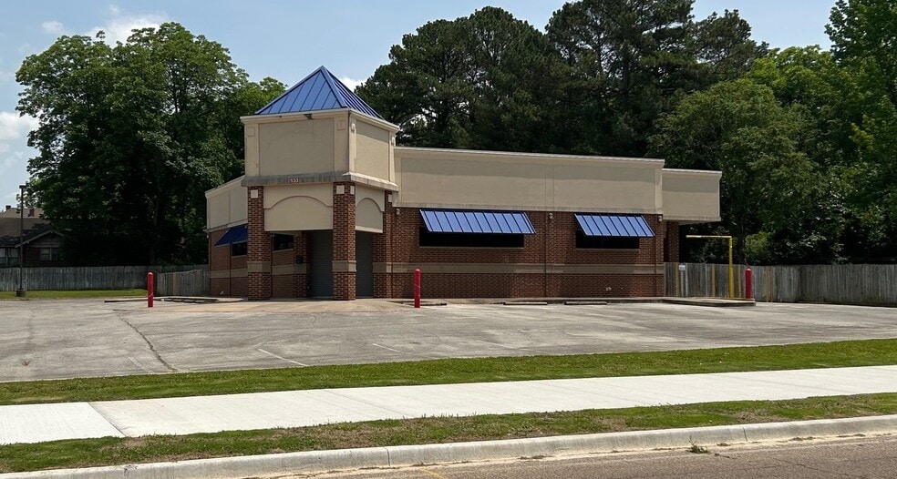 533 W Nettleton Ave, Jonesboro, AR for lease - Building Photo - Image 2 of 16