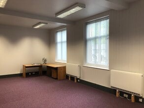 Huddersfield Rd, Honley for lease Interior Photo- Image 2 of 2