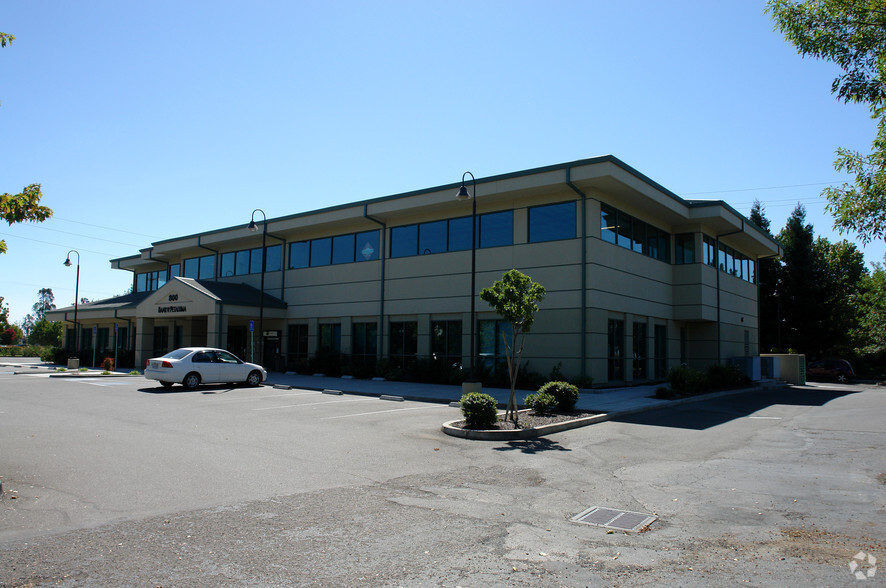 800 N McDowell Blvd, Petaluma, CA for sale - Building Photo - Image 2 of 3