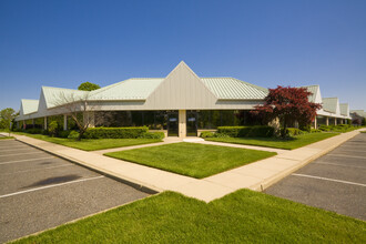 1 Executive Dr, Moorestown, NJ for lease Building Photo- Image 2 of 2