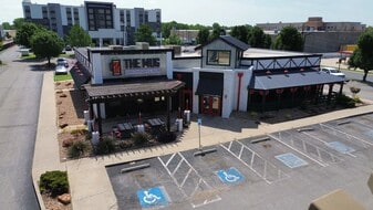 The Mug Scratch Kitchen & Tavern - Pub