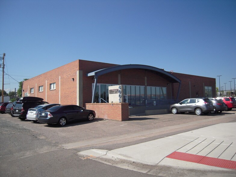 40014015 Fox St, Denver, CO 80216