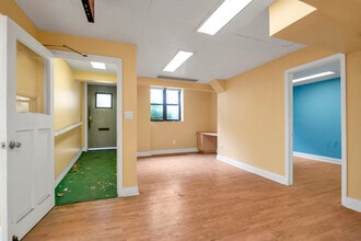 2 W End Ave, Brooklyn, NY for lease Interior Photo- Image 2 of 14