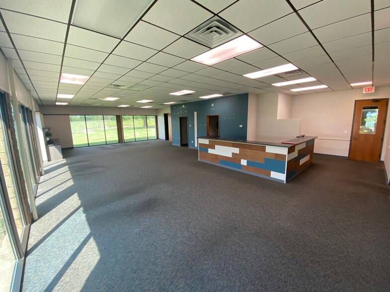 1700 W Albany St, Broken Arrow, OK for lease - Interior Photo - Image 3 of 4