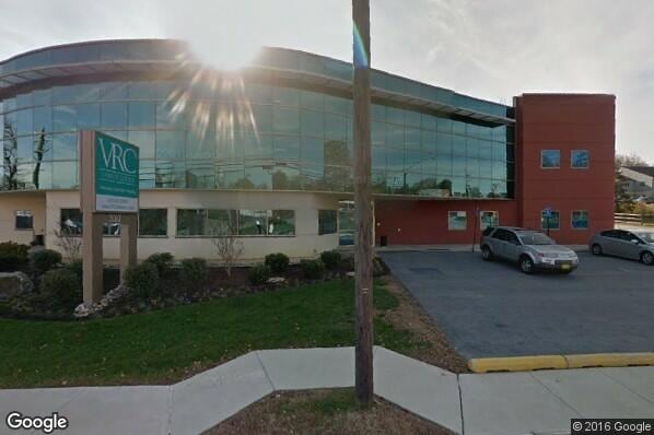 330 Lancaster Ave, Malvern, PA for lease - Primary Photo - Image 1 of 2
