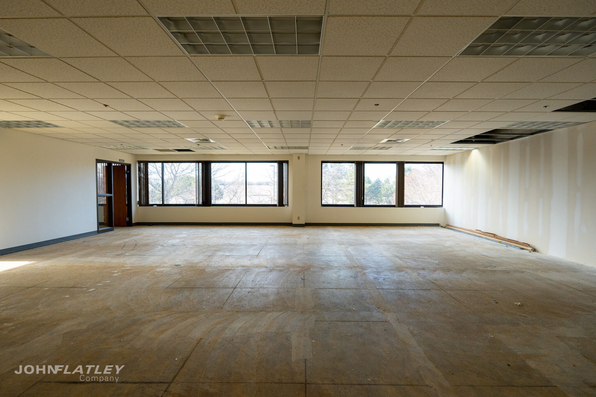 75 Sgt William B Terry Dr, Hingham, MA for lease Interior Photo- Image 1 of 3