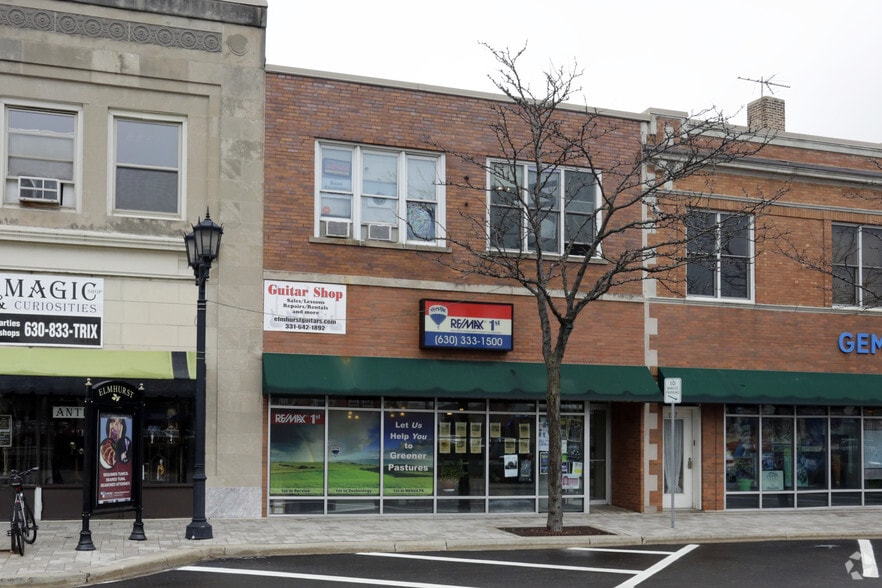 129 W 1st St, Elmhurst, IL for sale - Primary Photo - Image 1 of 1