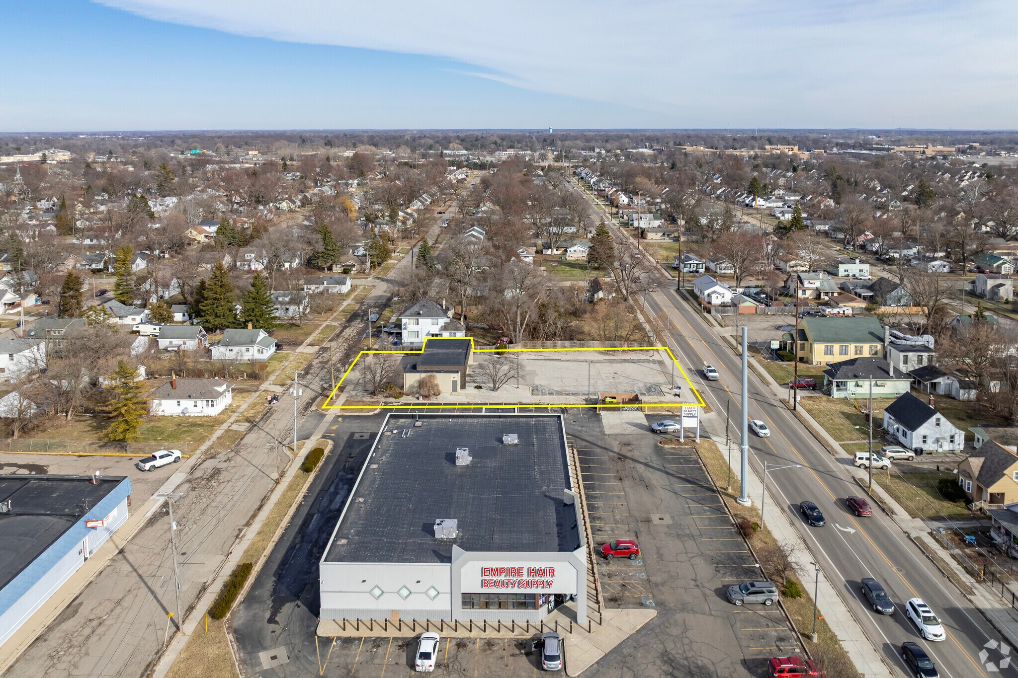 3701 Fenton Rd, Flint, MI for sale Primary Photo- Image 1 of 13