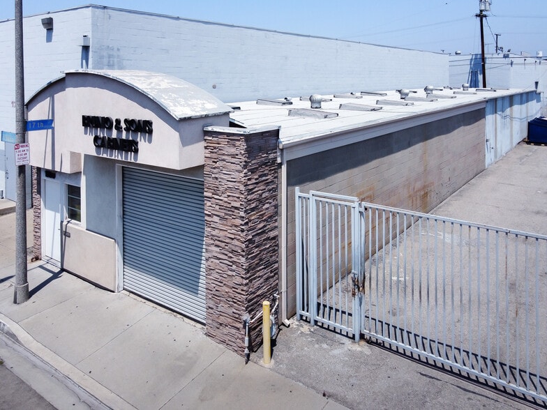 1690 Hayes Ave, Long Beach, CA for lease - Primary Photo - Image 2 of 28