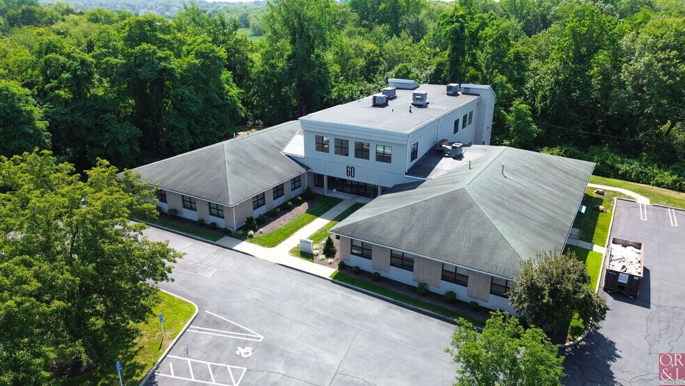 20 Commerce Park Dr, Milford, CT for lease - Building Photo - Image 1 of 18