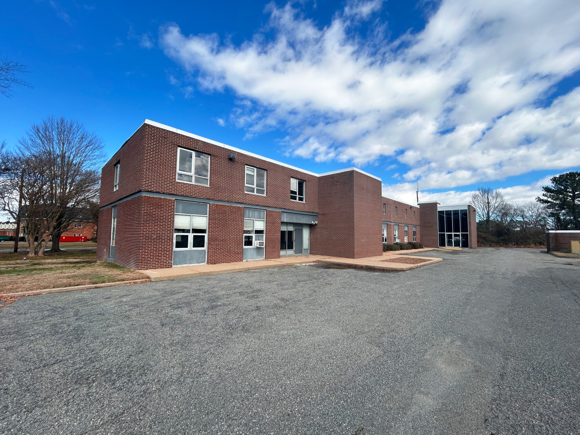 9302 Warwick Blvd, Newport News, VA for sale Building Photo- Image 1 of 1