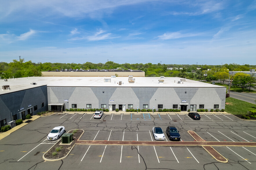 140 Ethel Rd W, Piscataway, NJ for lease - Building Photo - Image 3 of 13