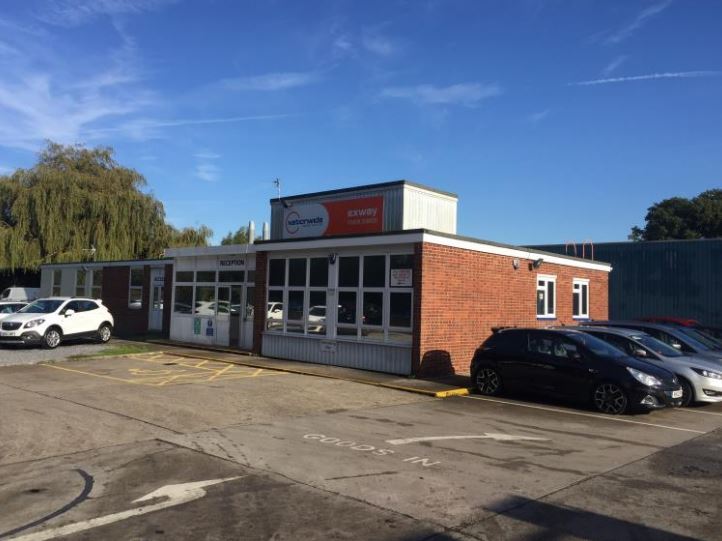 Broadway Rd, Kingsteignton for sale - Primary Photo - Image 1 of 1