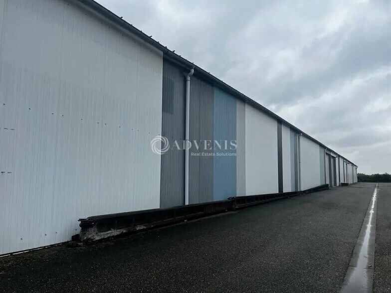 Flex in Duttlenheim for sale - Building Photo - Image 3 of 12