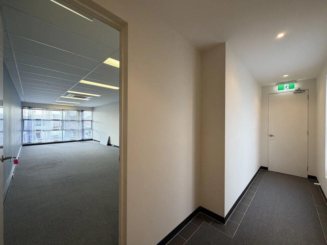 211 Warrigal Rd, Hughesdale for lease Interior Photo- Image 1 of 7