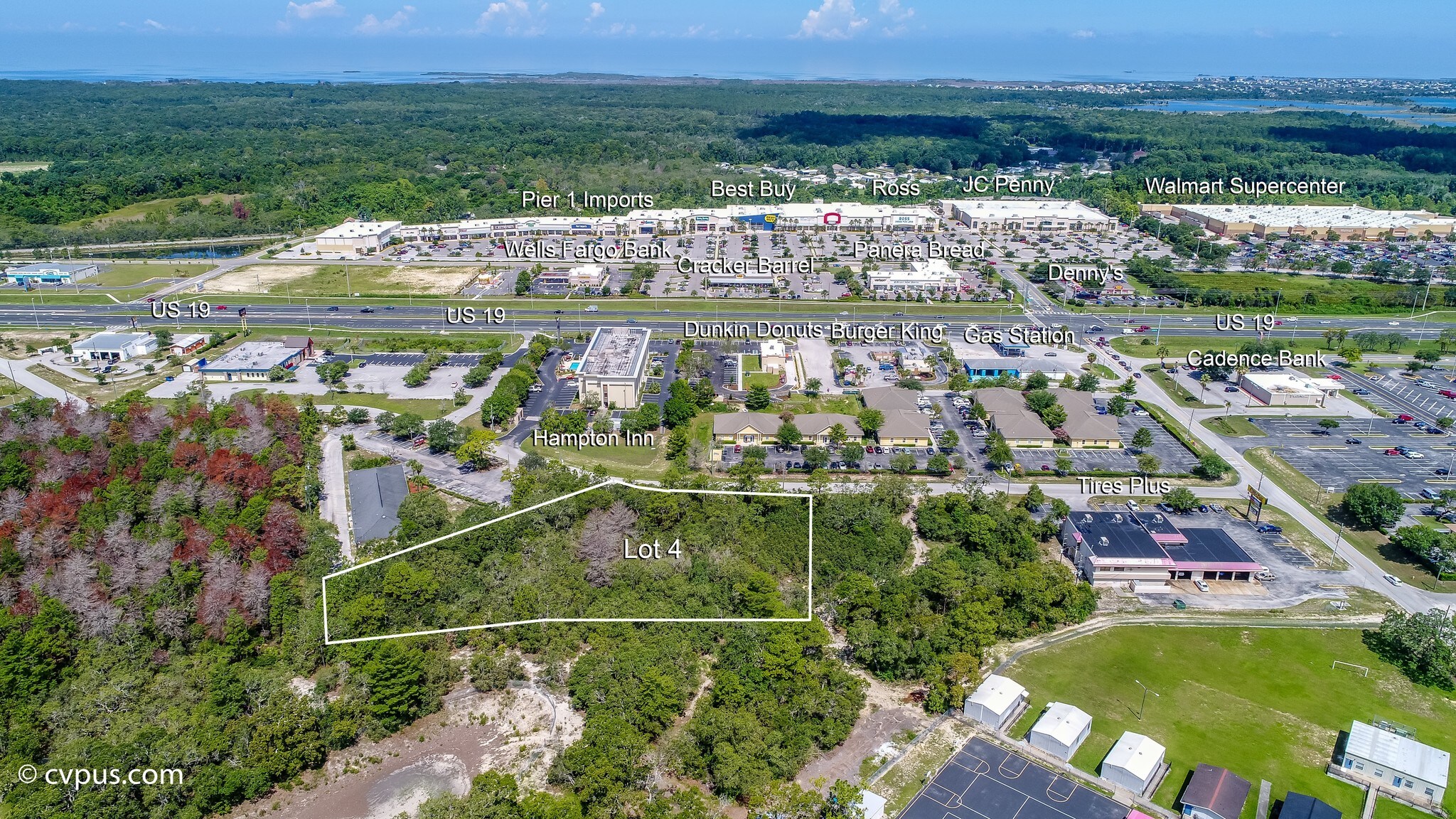 1332 Lori Dr, Spring Hill, FL for sale Building Photo- Image 1 of 1