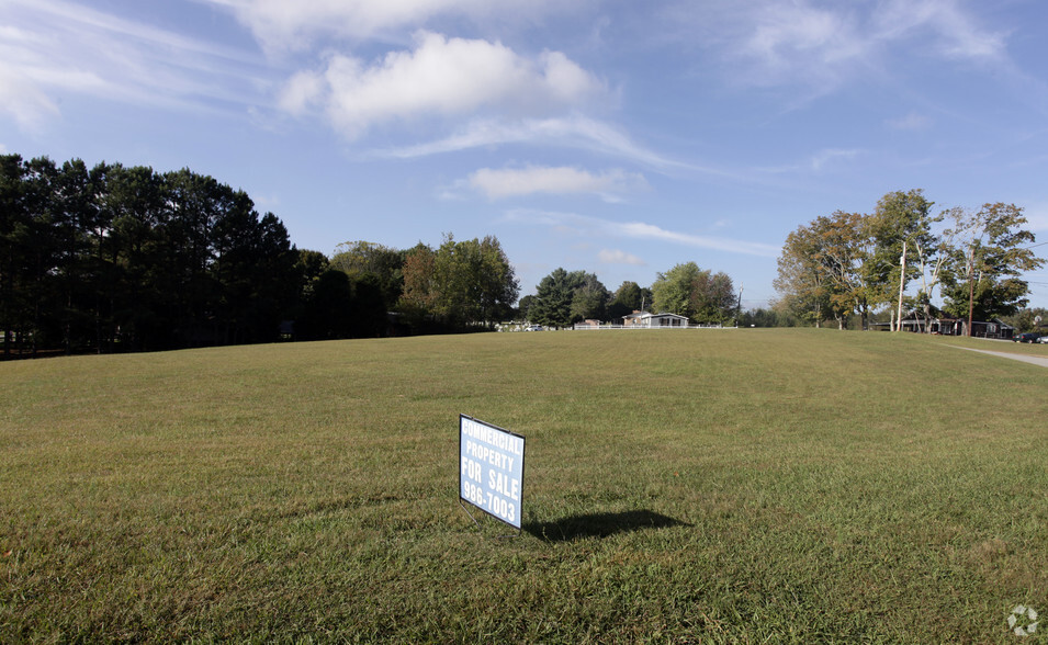 1401-1601 Shaw Ferry Rd, Lenoir City, TN for sale - Primary Photo - Image 1 of 1