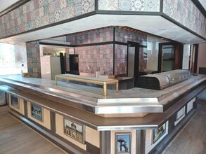 Retail in Madrid, Madrid for lease Interior Photo- Image 2 of 10