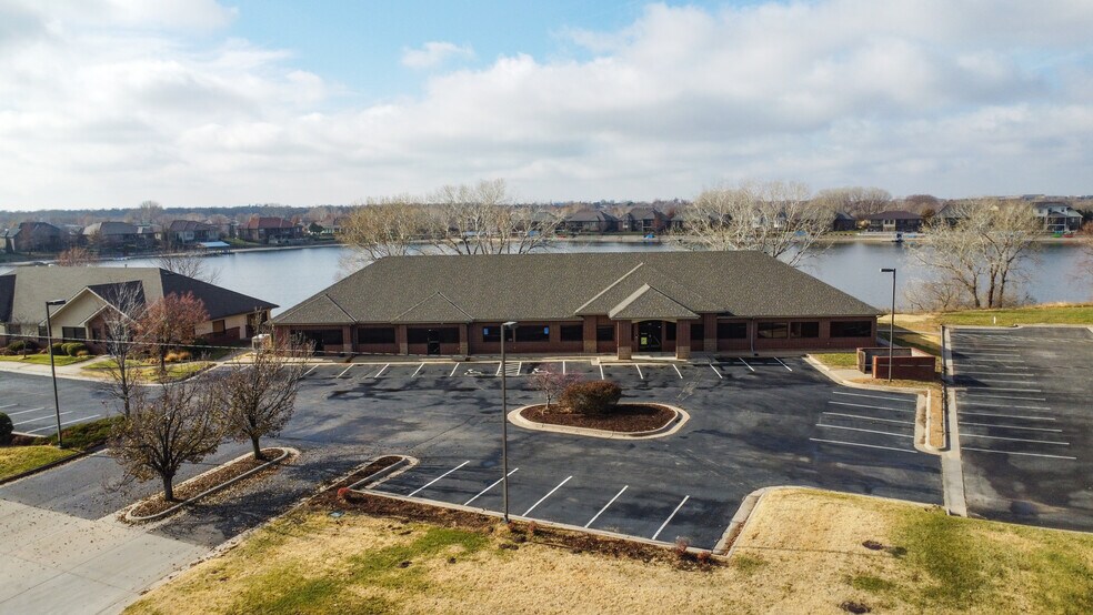 3527 N Ridge Rd, Wichita, KS for sale - Building Photo - Image 1 of 11