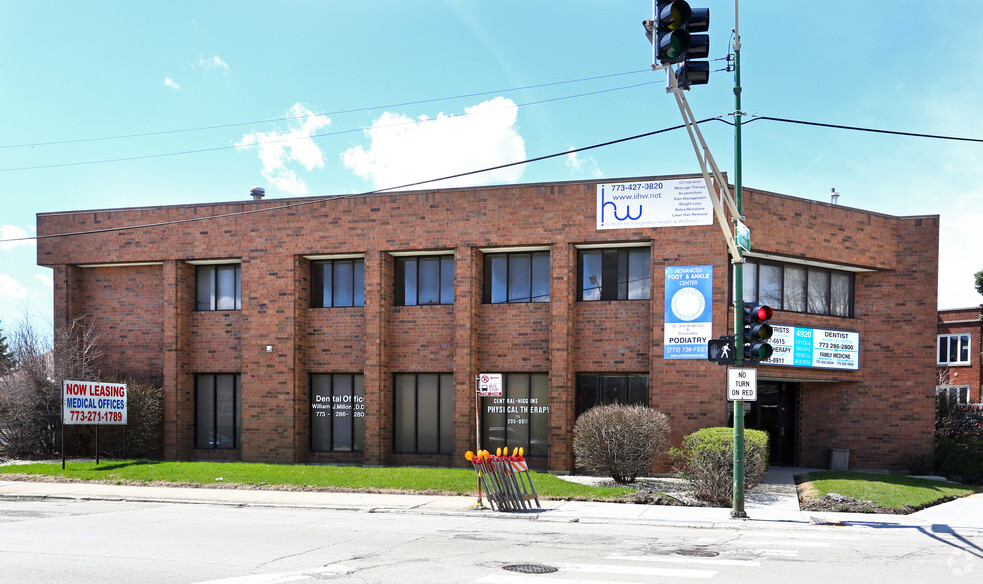 4920 N Central Ave, Chicago, IL for lease - Building Photo - Image 3 of 9