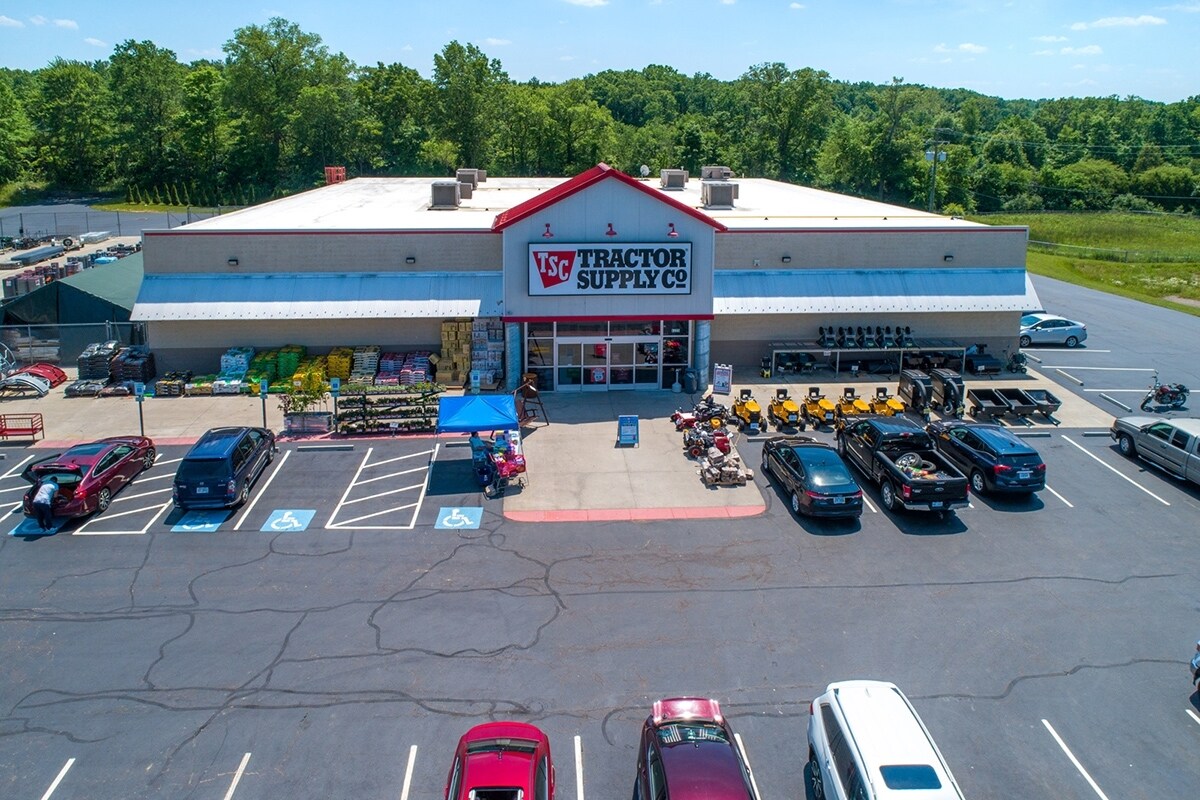 6225 Mahoning Ave, Austintown, OH for sale Primary Photo- Image 1 of 1