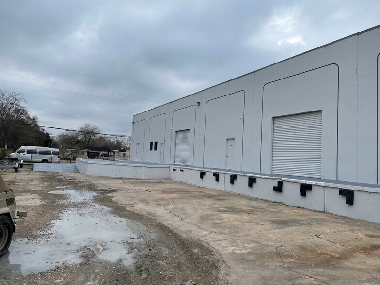 6013 Maple St, Houston, TX for sale - Building Photo - Image 1 of 1