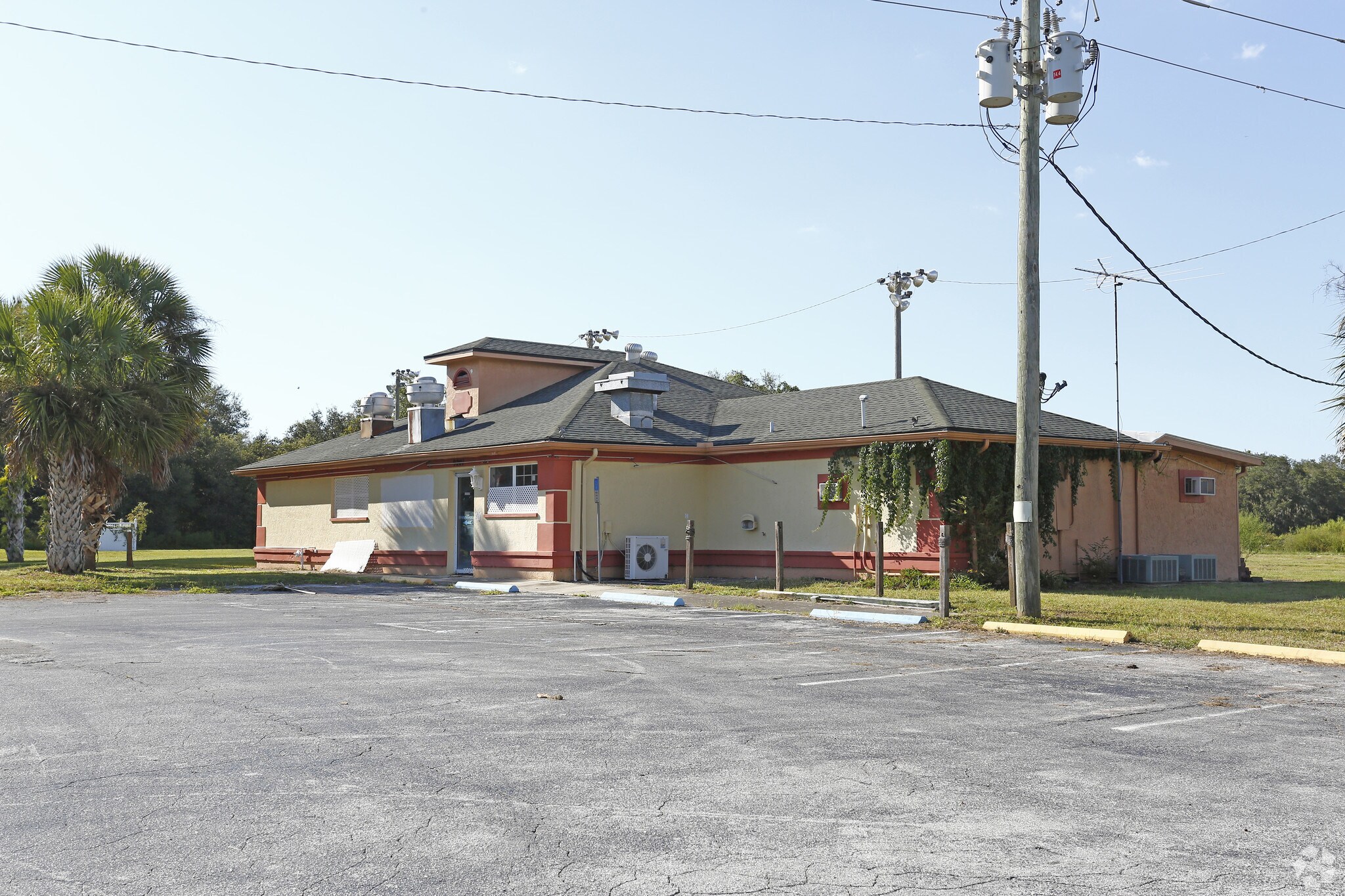 9201-9209 County Line Rd, Spring Hill, FL for sale Primary Photo- Image 1 of 1