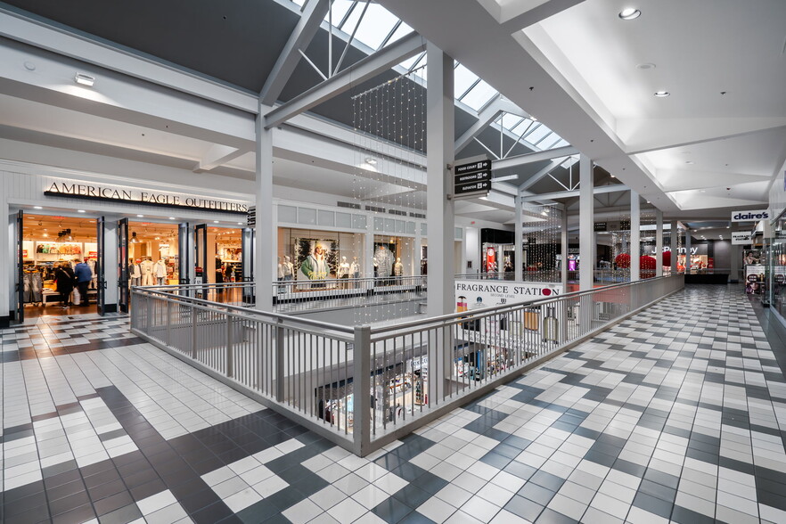 4750 N Division St, Spokane, WA for lease - Interior Photo - Image 3 of 5