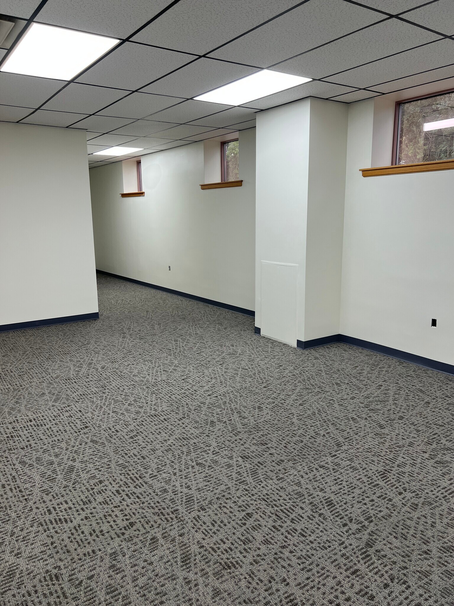 1250 S Cedar Crest Blvd Suite 110 78 - ay5kcat