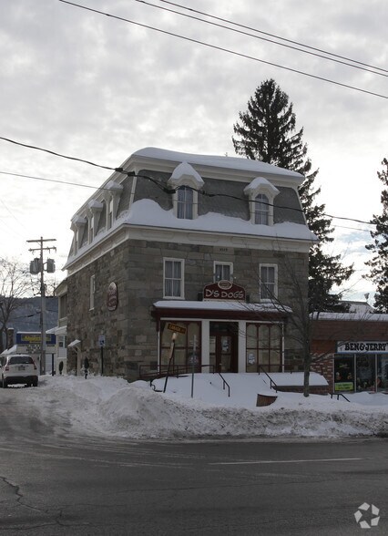 176 Canada St, Lake George, NY for sale - Primary Photo - Image 1 of 1