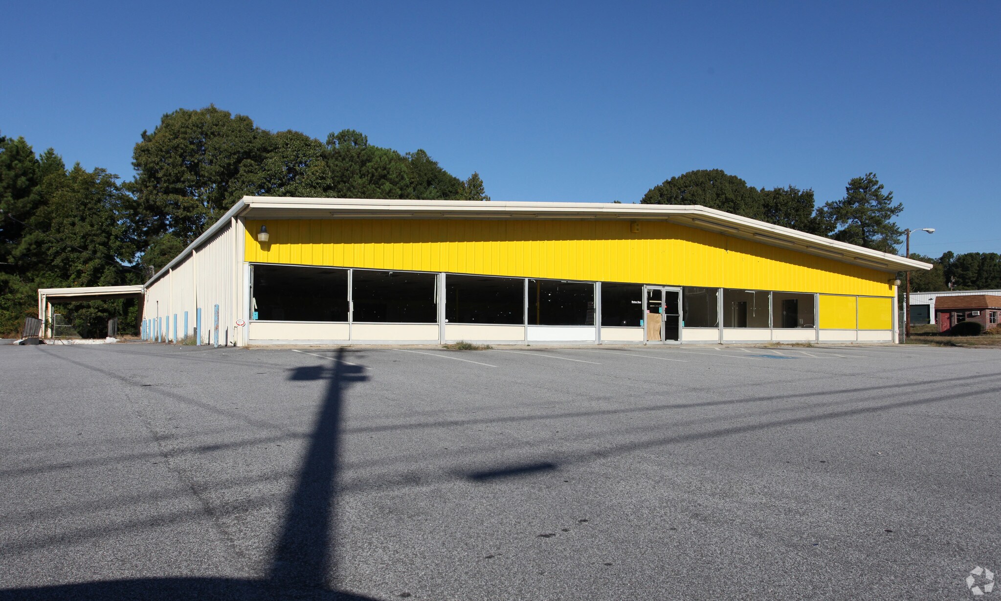 7401 Tara Blvd, Jonesboro, GA for sale Primary Photo- Image 1 of 1