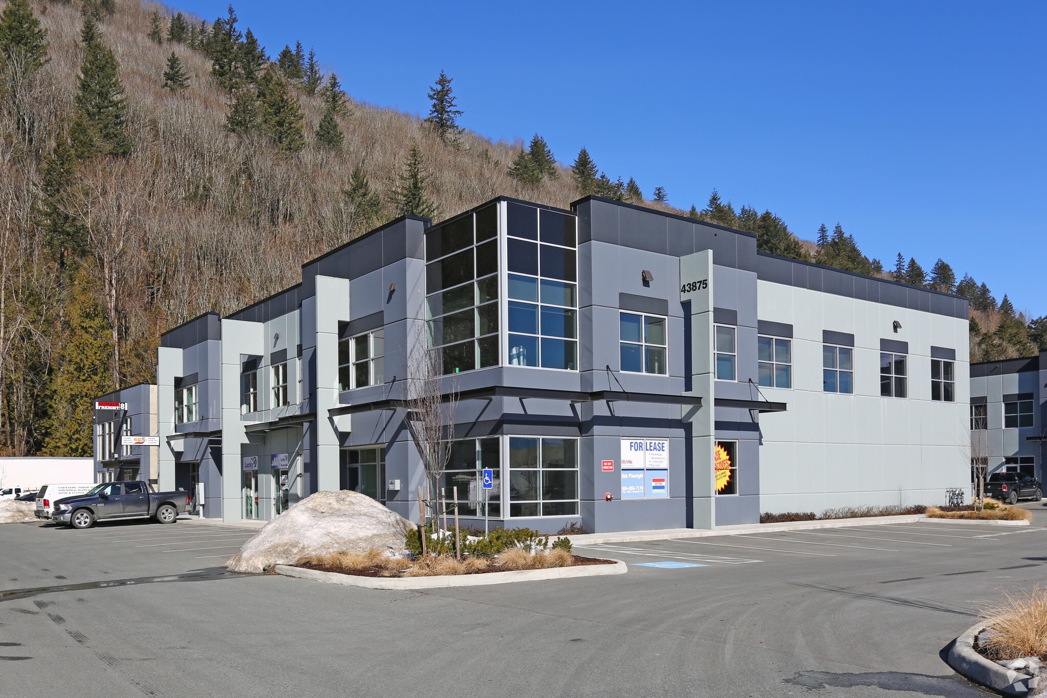 43875 Progress Way, Chilliwack, BC for sale Primary Photo- Image 1 of 1